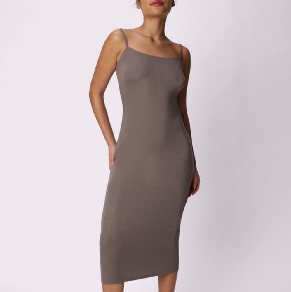 NWOT Parade Perfect Rib Dress- Truffle, XS